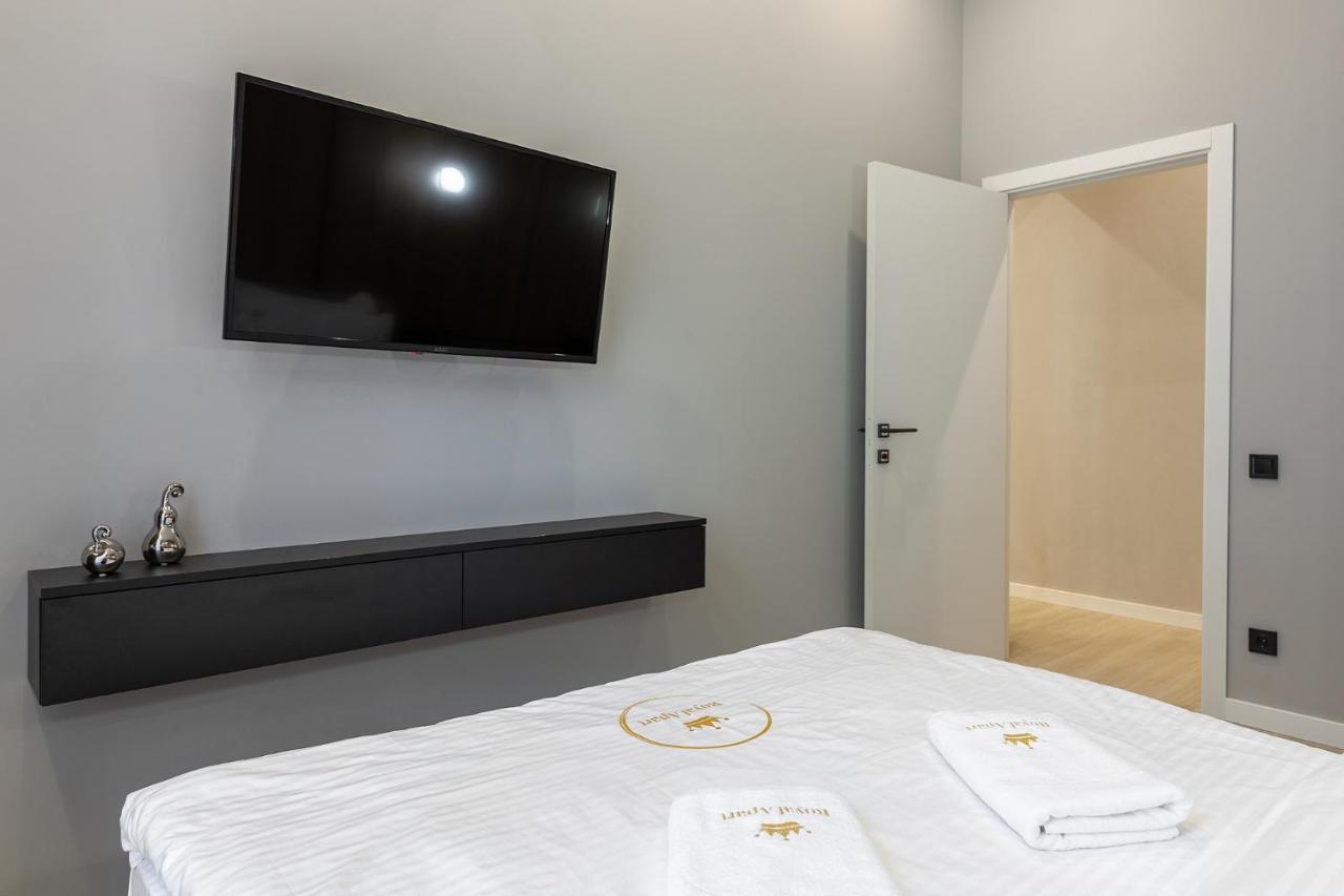 Royal Apartament On Voloshyna 2 Liov Exterior foto